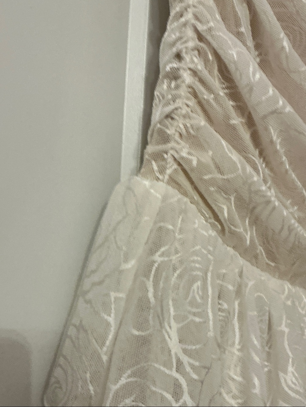 SHEIN Cream Lace Tiered Ruffle Strapless Gown - Picture 4 of 8